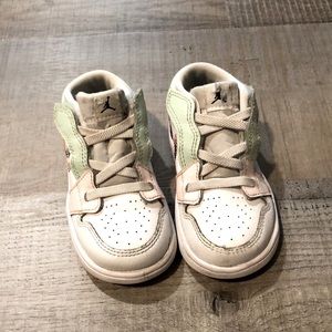 Nike Jordan girls sneakers